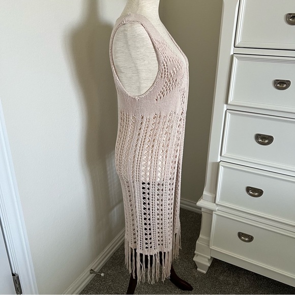 NWOT Crochet Vest - Picture 3 of 8